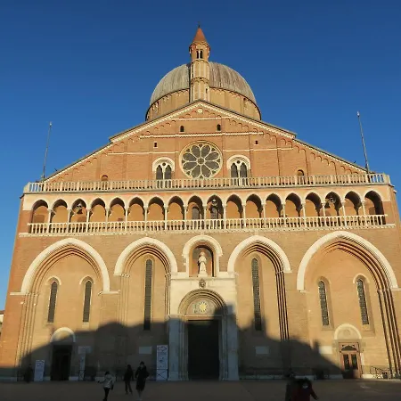 Daire Foresteria Conti, Sulle Tracce Di Shakespeare Padova